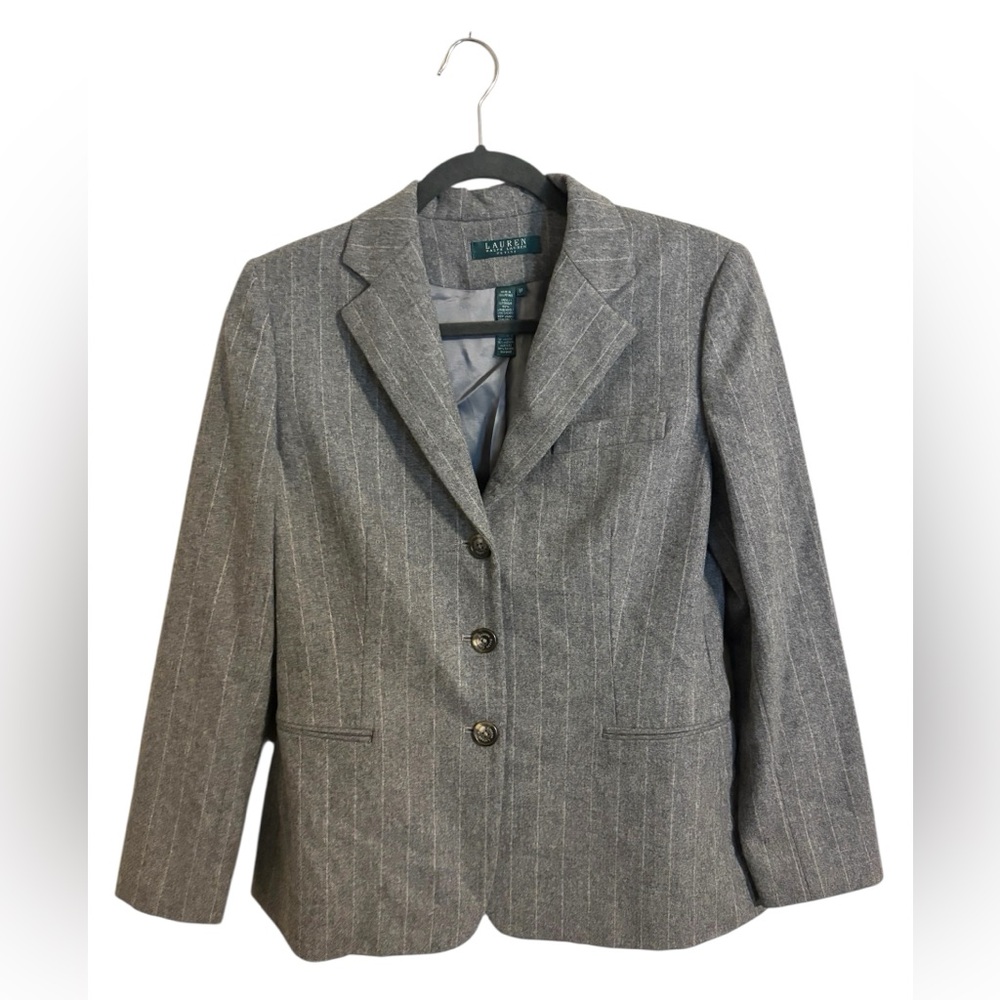 Lauren Ralph Lauren Gray Pinstripe 3 Button 100% Lambswool Blazer Size 8 Petite